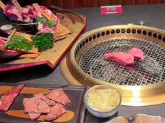 -铭牛烧肉·和牛海鲜自助(高新月牙湖店)