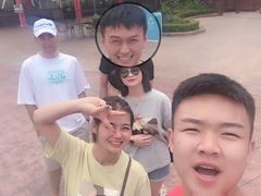 -七彩云南欢乐世界