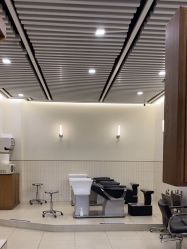 -MARTIN'S BARBER SHOP男士理发馆