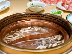 -余欢领鲜火锅(新街口店)