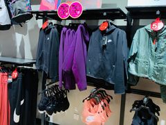 -NIKE(虹悦城店)