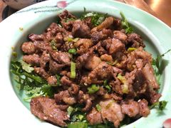 -丁里羊肉小镇(天鹅湖总店)