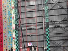 -极限PLAY运动娱乐新世界·团建派对潮玩休闲馆·室内蹦极高空游乐园