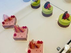 -罗红摄影艺术馆