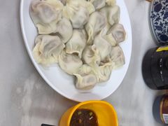 -孖妹上肉饺子馆