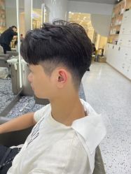 -苏豪路易士·嘉玛发廊