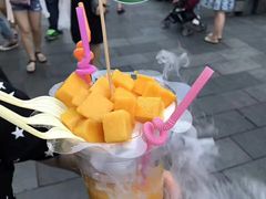 -吴山路夜市