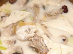 -滇香肴·云南菜蒸汽石锅鱼(云南北路店)