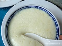 -俊丽双皮奶甜品店