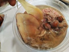 南北杏椰子炖猪展-達揚原味燉品(文明路店)