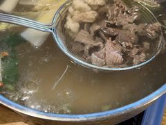 -牛满溢·自助潮汕鲜牛肉火锅(龙汇路店)