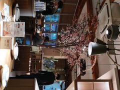 -蜜桃餐厅·伴山(湖滨商业街店)