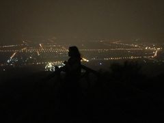 -鬼笑石后山停车场