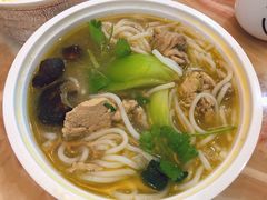 -老妈米线(港龙店)