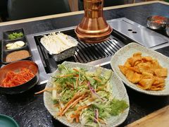 -臻牛烤肉