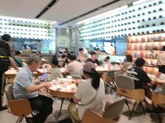-中航城君尚购物中心