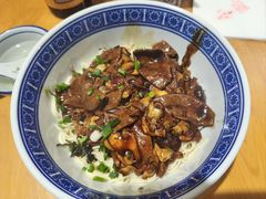 -沪西老弄堂面馆(定西路店)