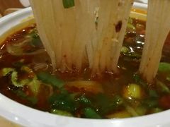 鸡汤麻辣粉-老陈家擀面皮(平凉路店)