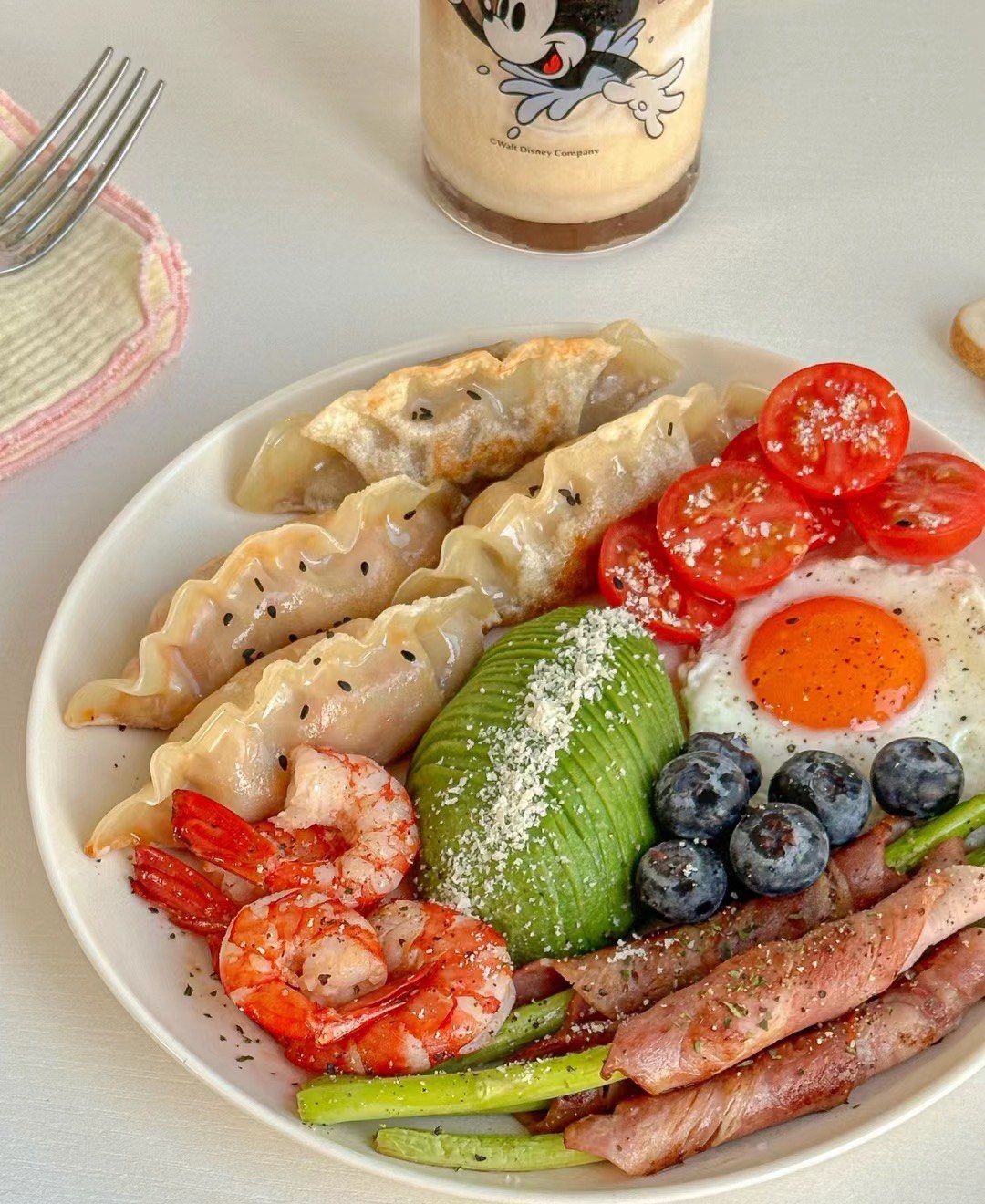 一人食快手早餐	王饺子	芦笋培根	
拼盘