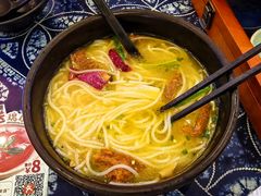 金汤土鸡米线-桥香园过桥米线(国贸店)