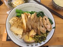 -狮头牌卤味研究所·卤味饭(花城汇南区店)
