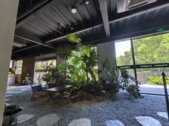 -J Create城市露营咖啡·简餐·宠物(上海动物园店)