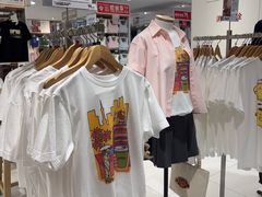 -优衣库(上海正大广场店)