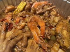 -多嘴超级肉蟹煲(中街恒隆故宫店)