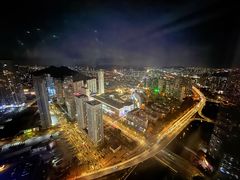 -大连星海皇冠假日酒店