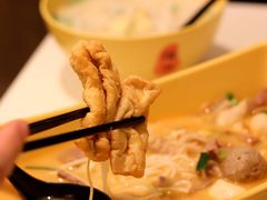 -谭仔米线(皇庭广场店)