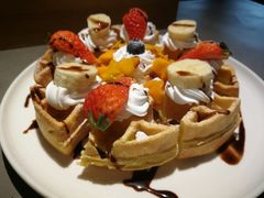 杂果猫夫-more than meow吴止猫主题餐厅(承德 中船汇店)