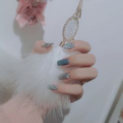 -悦己美甲美睫