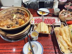 -沙胆彪炭炉牛杂煲(上海日月光广场店)