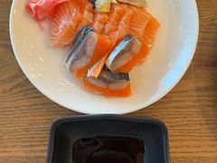 -松咖啡自助餐厅·松北香格里拉