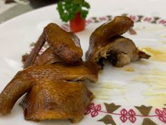 招牌茶皇乳鸽-东豪园林海鲜酒家(南港路辅路店)