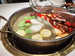 -牛人日志·鲜牛肉骨汤火锅(万科里瑧店)