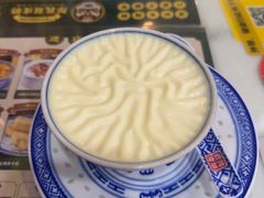 -广信牛奶甜品世家(台东店)