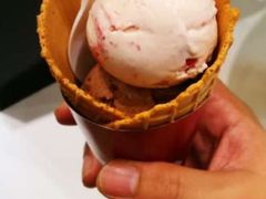 -豆政(金閣寺境内売店)