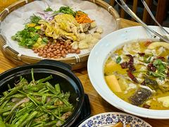 -花溪雨·森林餐厅(石基店)