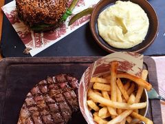 -FAT COW(虹梅路店)