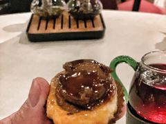 一口鲍鱼酥-三号黄浦会Canton Table