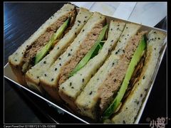 金枪鱼三明治-巴黎贝甜(银城东苑店)