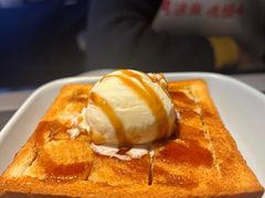 -江边城外烤全鱼(世茂广场店)
