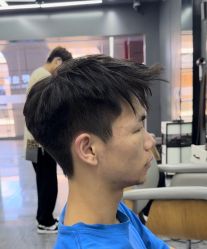 点击看大图 -藤野造型烫发染发