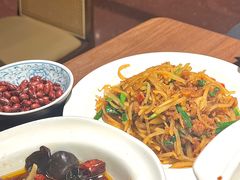 -肆海小川菜酒馆Wine Bistro (青年路店)