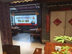 -唐师傅湘西名菜馆(武陵路店)