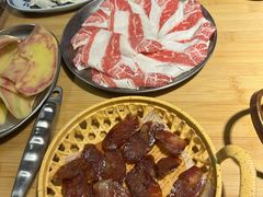 -洱火云南酸菜牛肉火锅(石景山当代商城店)