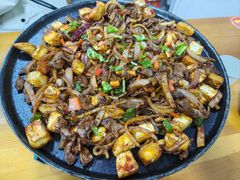 -老周炒拨拉(甘州总店)