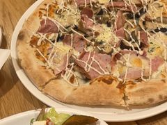 -城市大道红炉披萨烘焙坊