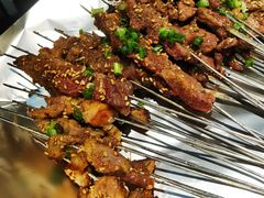 烤羊肉串-火枪手串吧·鹤岗小串涮肚(亦庄店)